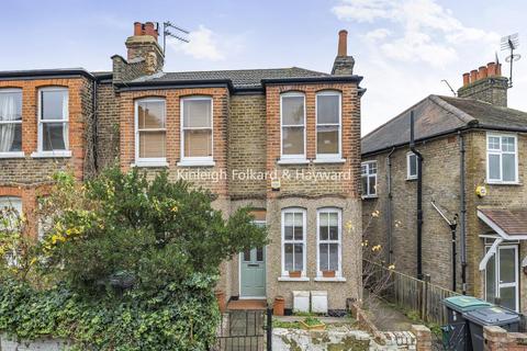 28 Alexandra Gardens, London, N10 3RL