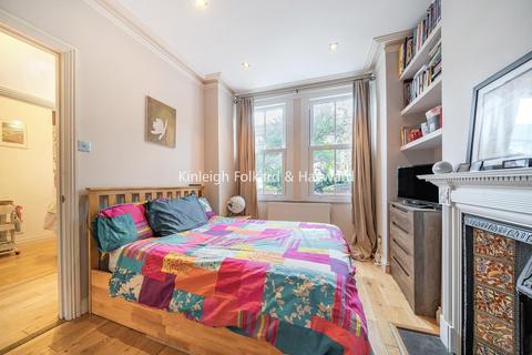 28 Alexandra Gardens, London, N10 3RL