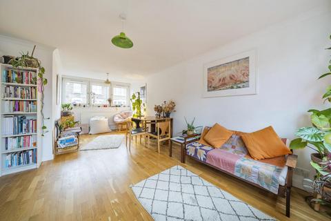 3 bedroom flat for sale, Paulet Road, Camberwell SE5