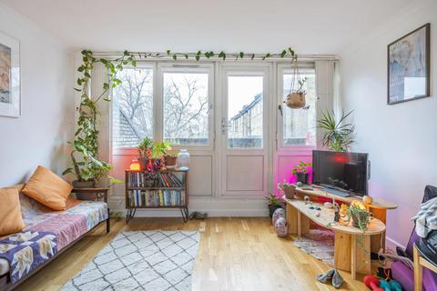 3 bedroom flat for sale, Paulet Road, Camberwell SE5