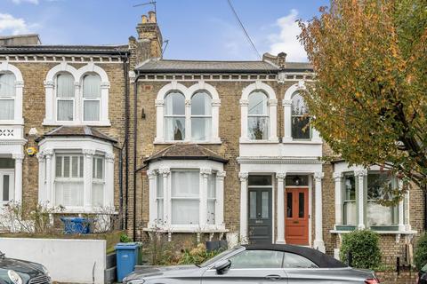 3 bedroom flat for sale, Crofton Road, Camberwell SE5