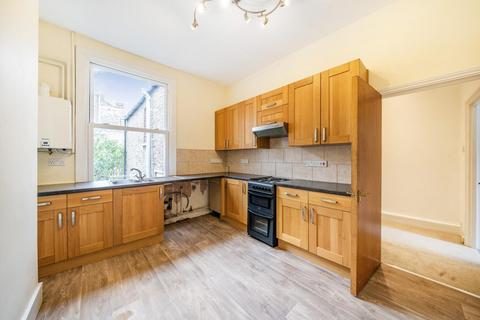 3 bedroom flat for sale, Crofton Road, Camberwell SE5