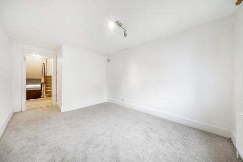 3 bedroom flat for sale, Crofton Road, Camberwell SE5