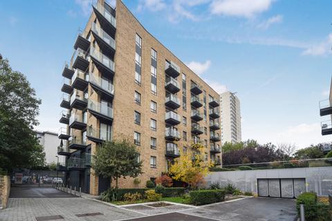 1 bedroom apartment for sale, Heritage Walk, Brentford TW8