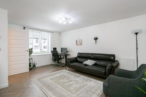 3 bedroom end of terrace house for sale, Craw Yard Drive, Edinburgh, EH12