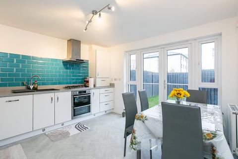 3 bedroom end of terrace house for sale, Craw Yard Drive, Edinburgh, EH12