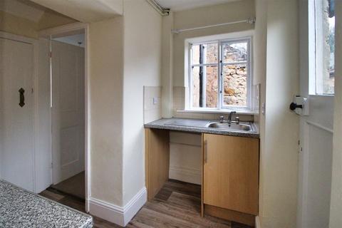 2 bedroom terraced house to rent, Barnard Street, Staindrop DL2