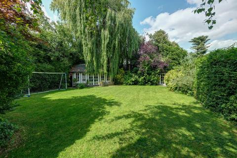 6 bedroom semi-detached house for sale, Knutsford Old Road, Warrington WA4