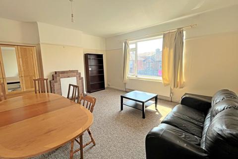 2 bedroom flat to rent, Wimborne Road, Winton, Bournemouth