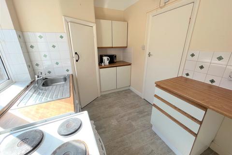 2 bedroom flat to rent, Wimborne Road, Winton, Bournemouth