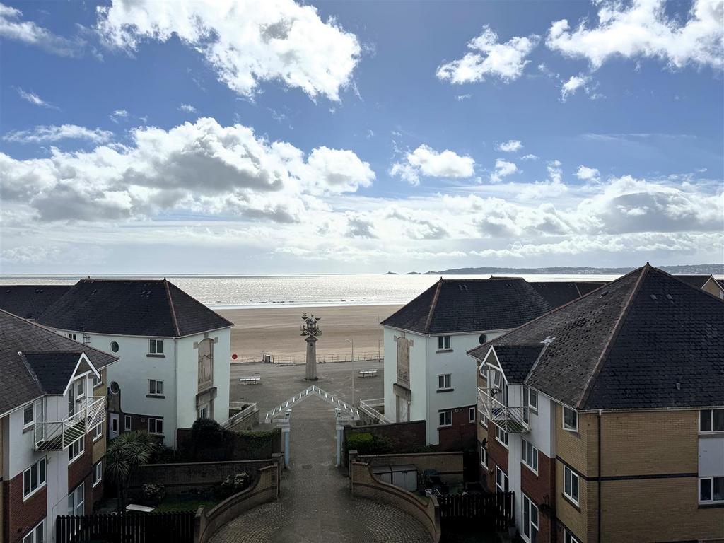 Sea.jpg