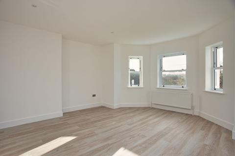 2 bedroom apartment to rent, Augusta Gardens, Folkestone, CT20