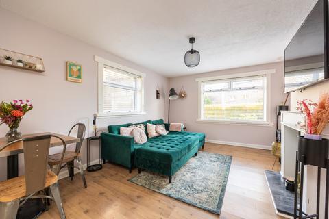 2 bedroom ground floor flat for sale, Firrhill Loan, Edinburgh EH13