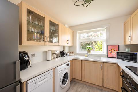 2 bedroom ground floor flat for sale, Firrhill Loan, Edinburgh EH13