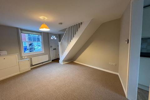 2 bedroom terraced house to rent, Cannon Street, Bury St. Edmunds IP33