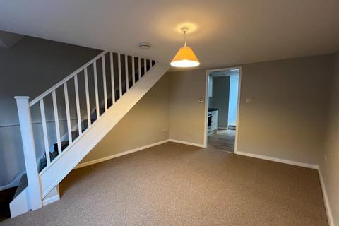 2 bedroom terraced house to rent, Cannon Street, Bury St. Edmunds IP33