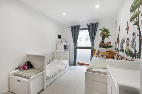 2 bedroom apartment for sale, Oval Road, London, NW1