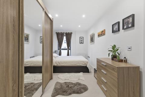 2 bedroom apartment for sale, Oval Road, London, NW1