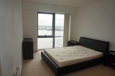 2 bedroom apartment to rent, Alexandra Tower, Princes Parade, Docklands