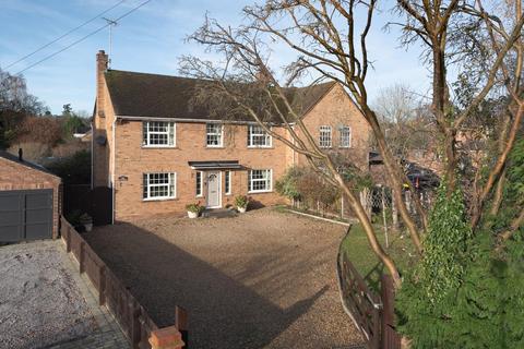 3 bedroom semi-detached house for sale, Heath Road, Leighton Buzzard