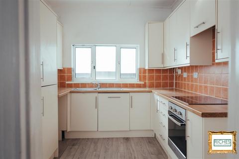 3 bedroom terraced house for sale, Fairfax Drive, Westcliff-On-Sea