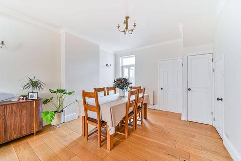 2 bedroom end of terrace house for sale, Godwin Road, Bromley, BR2