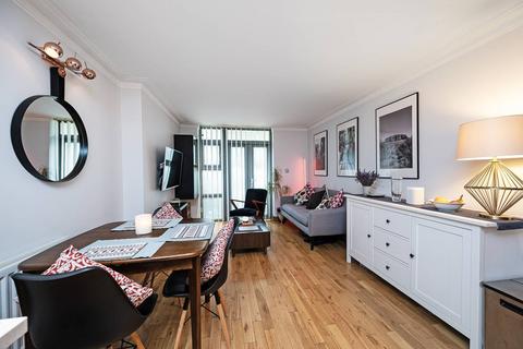 3 bedroom flat for sale, Cubitt Street, King's Cross, London, WC1X