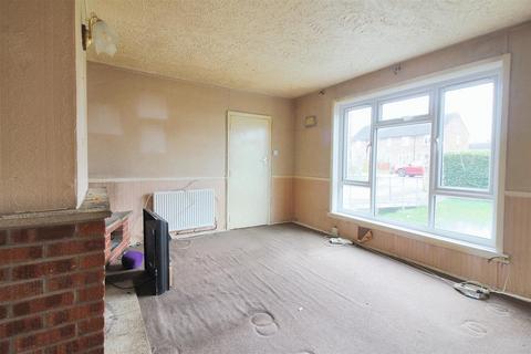 3 bedroom semi-detached house for sale, Thrasher Road, Aylesbury