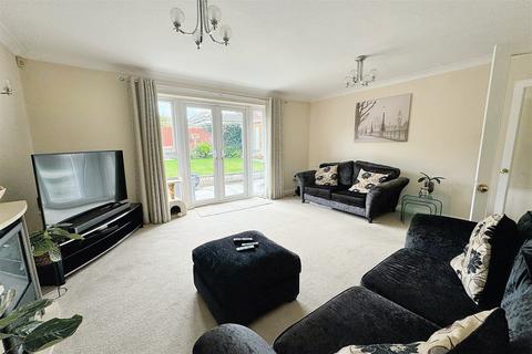 3 bedroom detached bungalow for sale, Ferndown