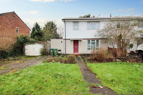 3 bedroom semi-detached house for sale, Chalgrove Walk, Aylesbury