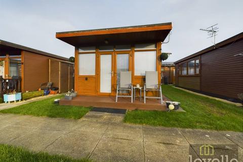 2 bedroom chalet for sale, Mablethorpe Chalet Park, Mablethorpe LN12