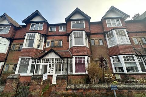 5 bedroom block of apartments for sale, Avenue Victoria, Scarborough