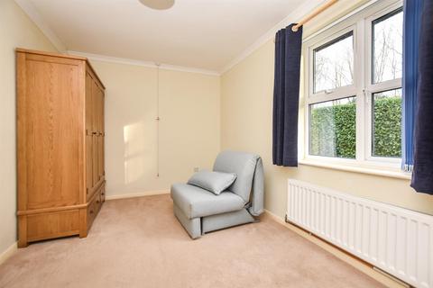 2 bedroom sheltered housing for sale, Tutors Way, South Woodham Ferrers