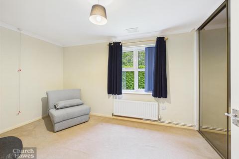 2 bedroom retirement property for sale, Tutors Way, South Woodham Ferrers