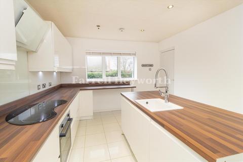 24 Arthurs Lane, Hambleton, Poulton-le-fylde, FY6 9AT