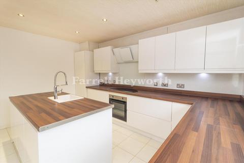 24 Arthurs Lane, Hambleton, Poulton-le-fylde, FY6 9AT