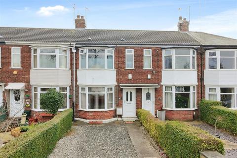 2 bedroom terraced house for sale, County Road South, Hull