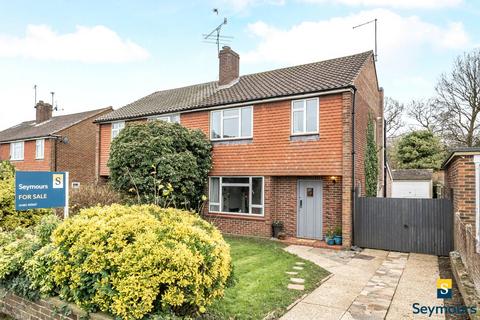 89 Charlock Way, Guildford, GU1 1XY