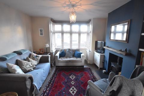 3 bedroom semi-detached house for sale, Rutland Crescent, Luton, Bedfordshire, LU2 0RG