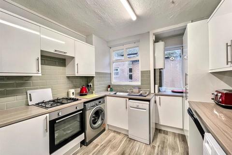 2 bedroom flat for sale, Upperton Road, Eastbourne