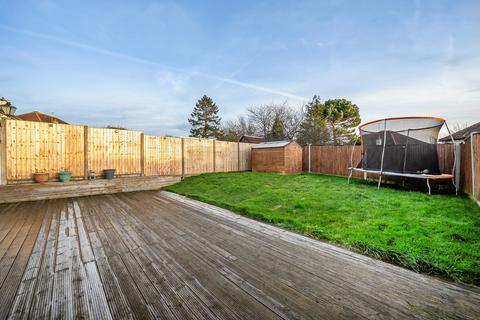 3 bedroom semi-detached house for sale, Farnborough Avenue, South Croydon CR2