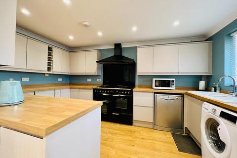 2 Chapel Road, Dymchurch, Romney Marsh, TN29 0TD