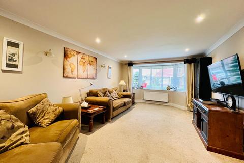 2 Chapel Road, Dymchurch, Romney Marsh, TN29 0TD