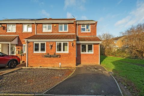 4 bedroom semi-detached house for sale, Bickford Close, Bristol BS30