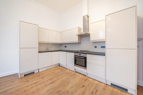 2 bedroom flat to rent, Bolton Road London W4