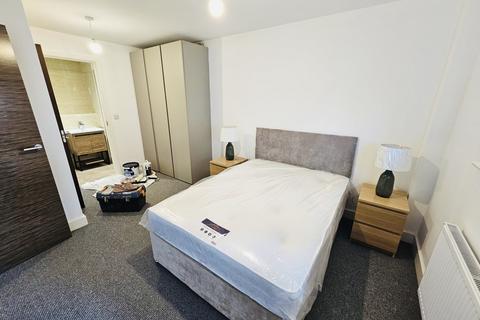 2 bedroom apartment to rent, Baltic Triangle 2 bed 2 bath with balcony