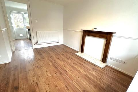 2 bedroom terraced house to rent, Raddlebarn Farm Drive, Birmingham B29