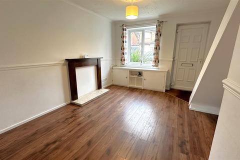 2 bedroom terraced house to rent, Raddlebarn Farm Drive, Birmingham B29