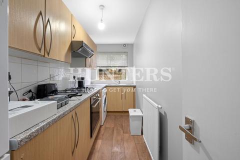 1 bedroom flat to rent, Cazenove Road, London, N16