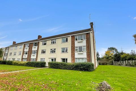 2 bedroom flat for sale, Rixman Close, Maidenhead SL6